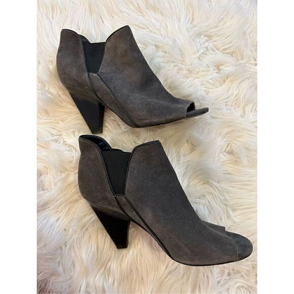 Belle by Sigerson Morrison Vero Cuoio grey suede booties 9.5B - Picture 3 of 8